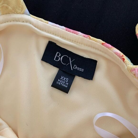 Yellow Floral Dress   - Picture 7 of 7